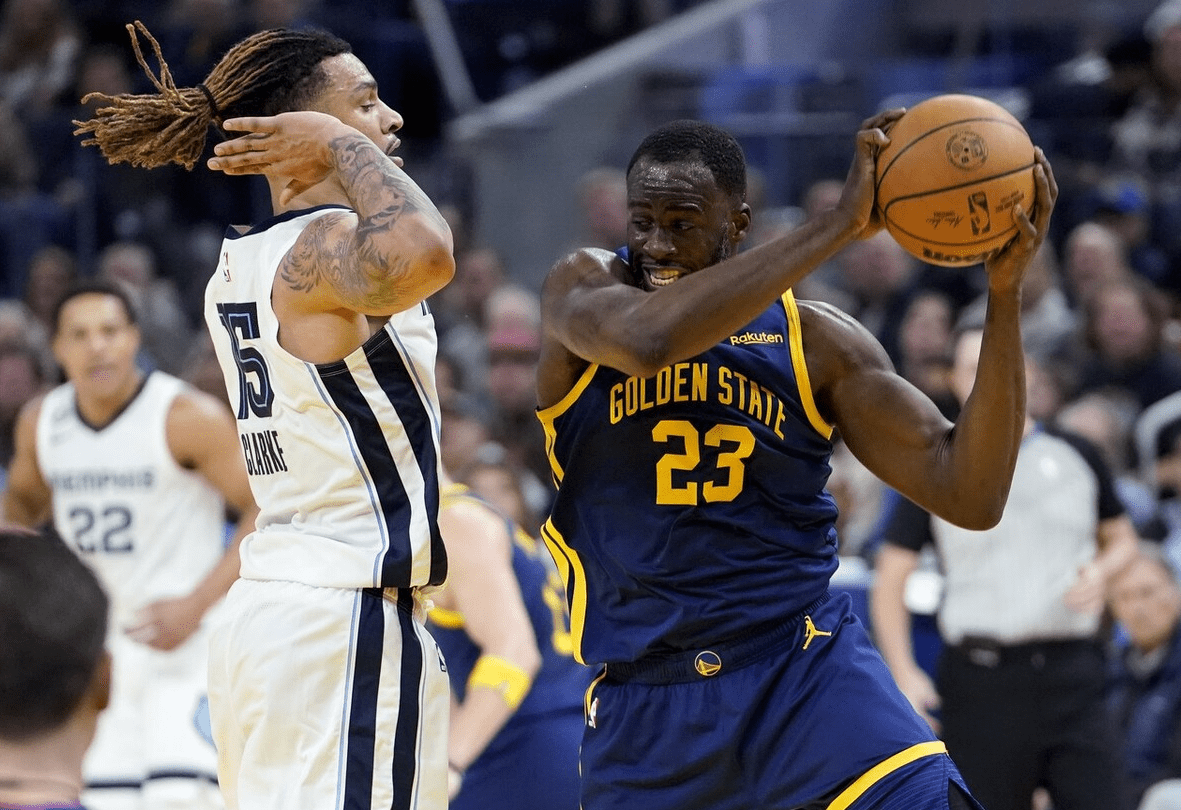包含布鲁克林篮网官宣签约备战NBA常规赛莱比锡豪取连胜备战法甲，窗口期多特蒙德调整名单以备法国杯瞬间刷屏的词条
