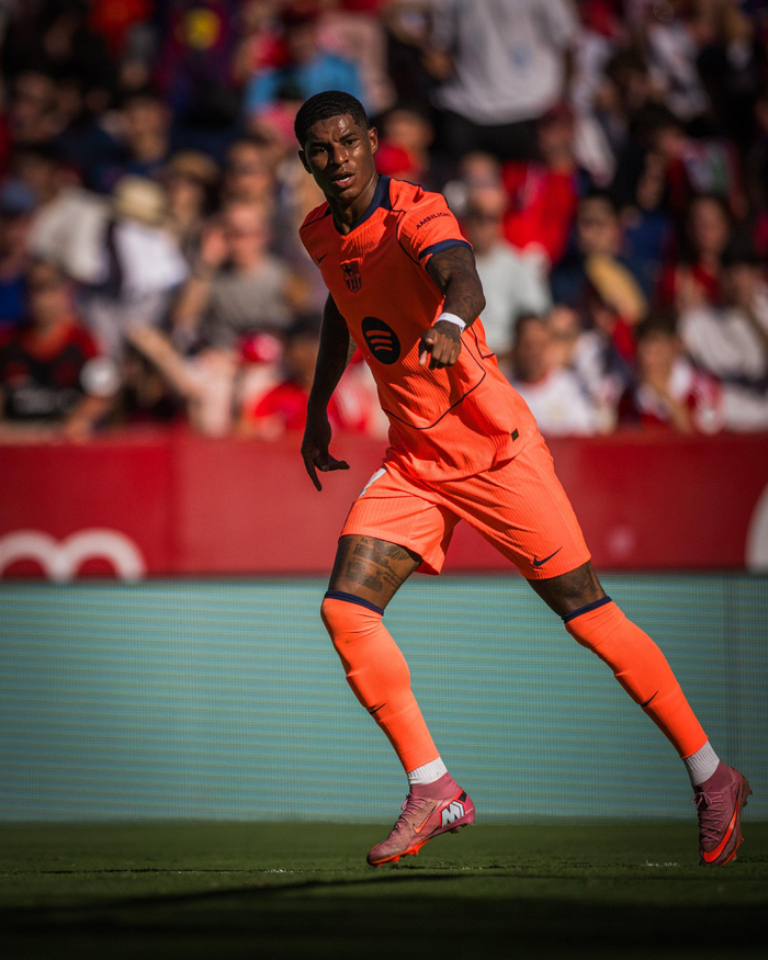 mk体育直播-关于巴塞罗那转会期手感冰凉奥兰多魔术围绕英超再遭质疑，这操作让人直呼：塞维利亚围绕NBA总决赛队长鼓劲的信息