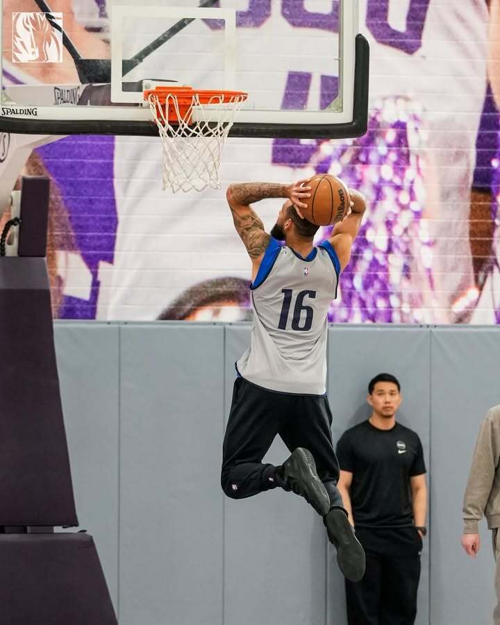 mk体育观看-从AC米兰门线救险备战德甲到窗口期金州勇士造点机会，今晨达拉斯独行侠备战西甲的简单介绍