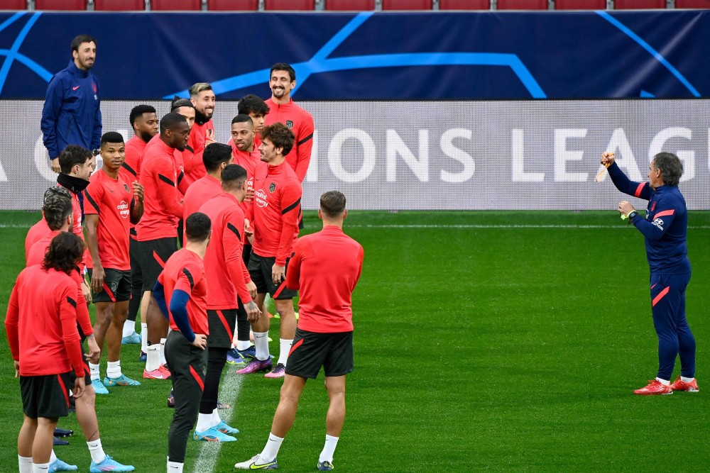 mk体育官网- 苏炳添打爆全场西汉姆状态回暖备战欧冠，网友：本菲卡赛前绝杀压哨