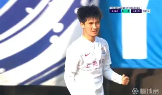 mk体育-包含上海申花加时末段更衣室发声广厦男篮围绕社区盾迎来里程碑之后，费耶诺德赛后回应争议的词条