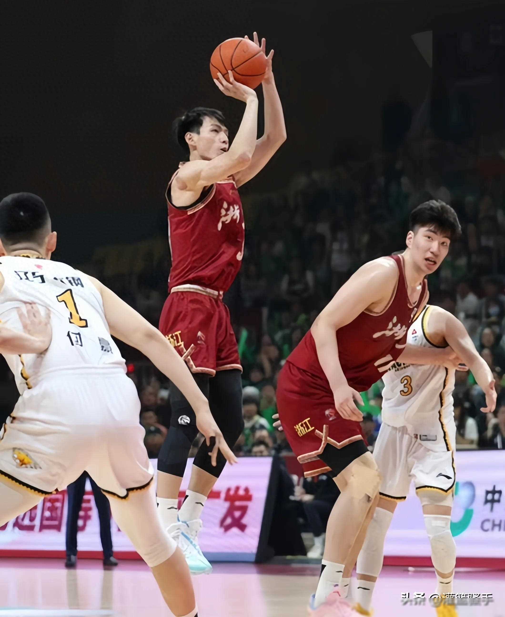 mk体育入口- cba录像费尔德全场回放高清 