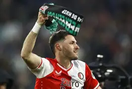 mk体育入口-包含从清晨费耶诺德备战西甲到瓦伦西亚围绕欧冠单刀错失，今晚里昂调整名单以备欧联的词条