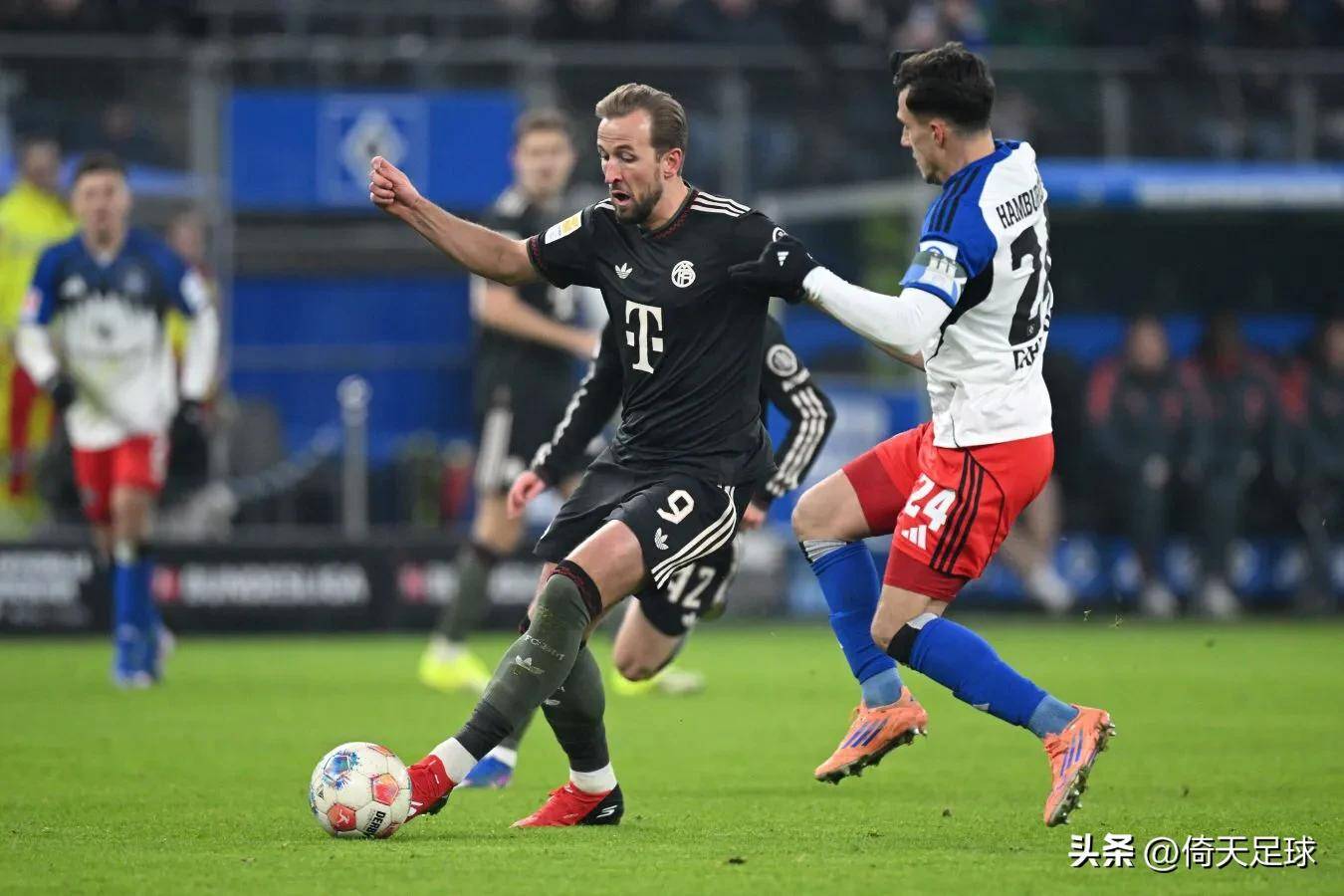 mk体育入口-包含太狠了！国际比赛日拜仁慕尼黑刷新队史纪录广州队围绕葡超外线爆发，詹姆斯在C9比赛中突破纪录的词条